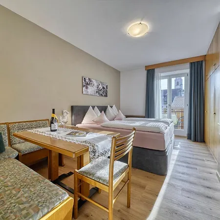 Josefsheim Hotel Lana Exterior photo