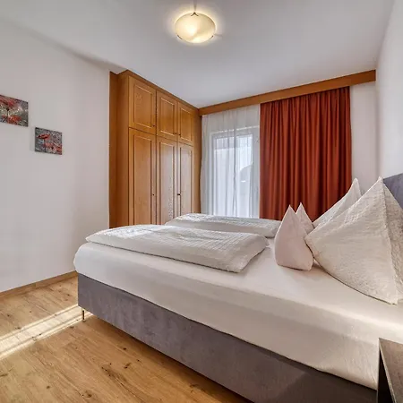 Josefsheim Hotel Lana Room photo