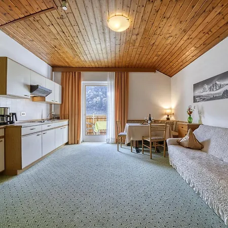 Josefsheim Hotel Lana Room photo